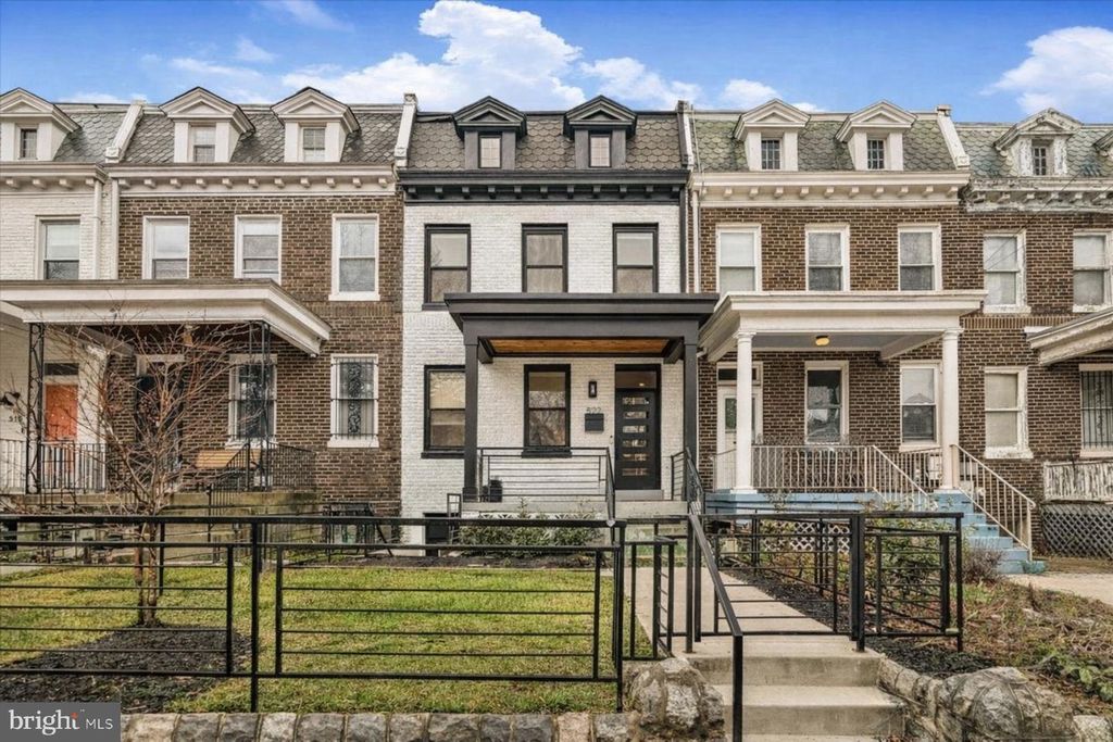 522 NW TAYLOR ST NW, Washington, DC 20011