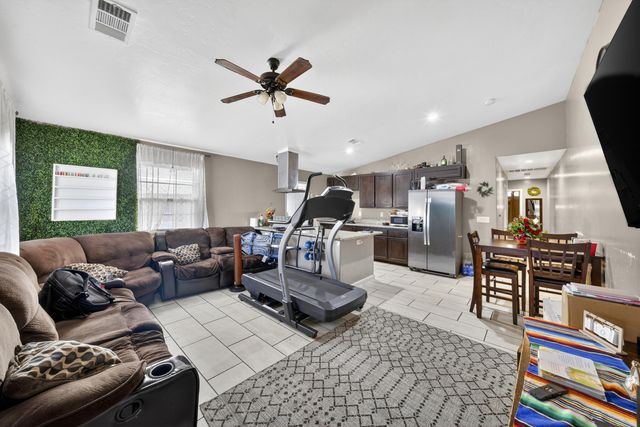 68-70 S Jaye Street, Porterville, CA 93257