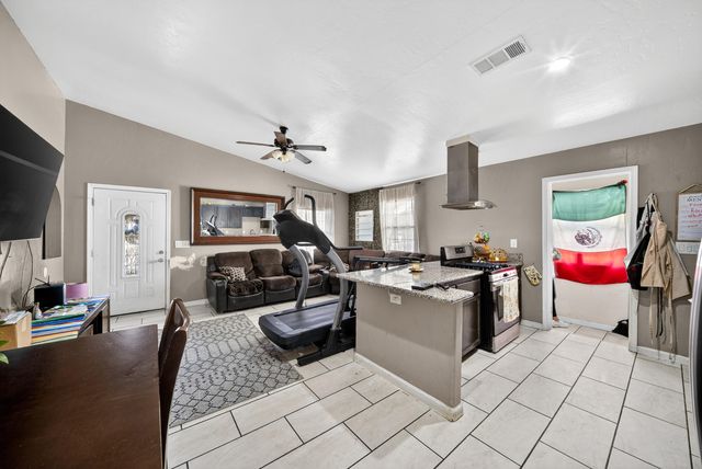 68-70 S Jaye Street, Porterville, CA 93257