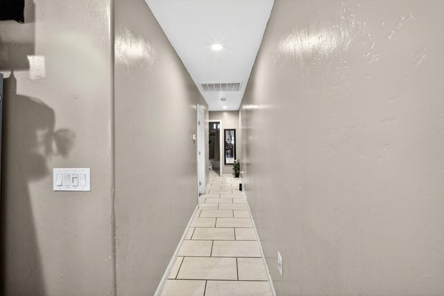 68-70 S Jaye Street, Porterville, CA 93257