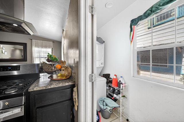 68-70 S Jaye Street, Porterville, CA 93257