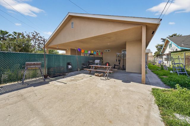 68-70 S Jaye Street, Porterville, CA 93257