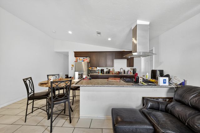 68-70 S Jaye Street, Porterville, CA 93257