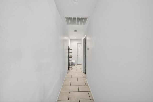 68-70 S Jaye Street, Porterville, CA 93257