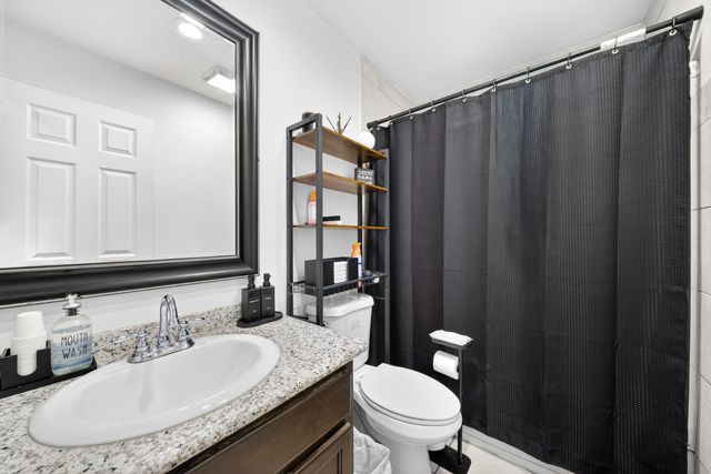 68-70 S Jaye Street, Porterville, CA 93257