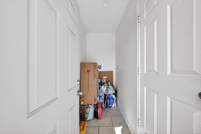 68-70 S Jaye Street, Porterville, CA 93257