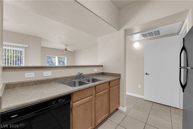 7255 West Sunset Road 1146, Las Vegas, NV 89113