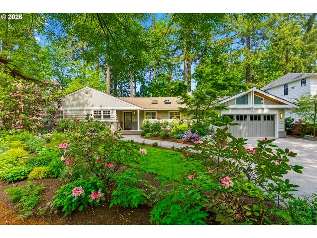 1051 SUNNINGDALE Rd, Lake Oswego, OR 97034