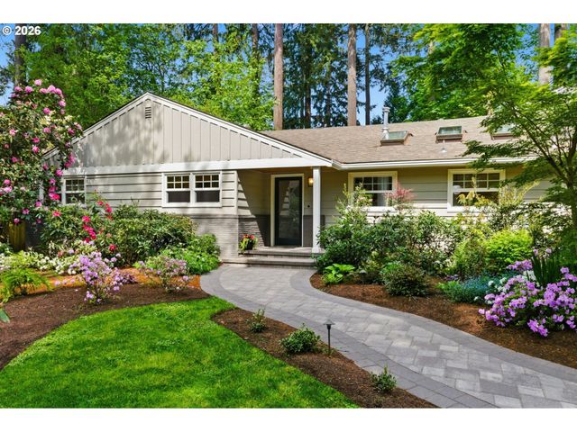 1051 SUNNINGDALE Rd, Lake Oswego, OR 97034