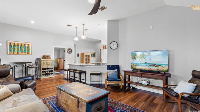 1208 Terrace Ct, New Braunfels, TX 78130