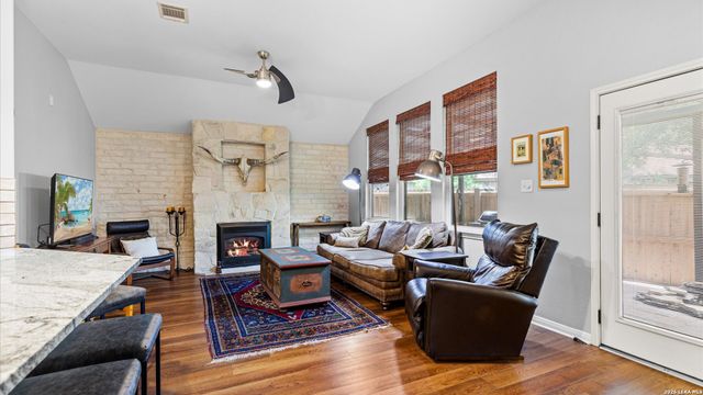 1208 Terrace Ct, New Braunfels, TX 78130