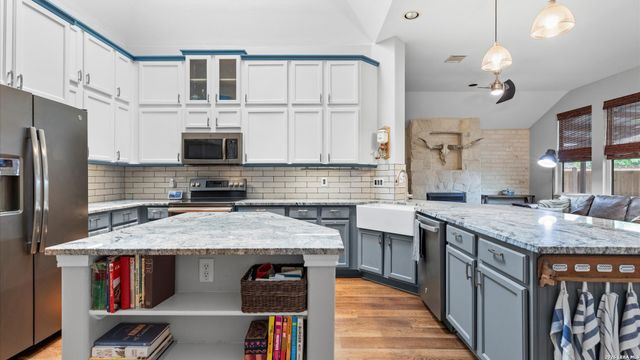 1208 Terrace Ct, New Braunfels, TX 78130