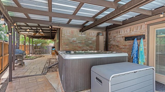 1208 Terrace Ct, New Braunfels, TX 78130