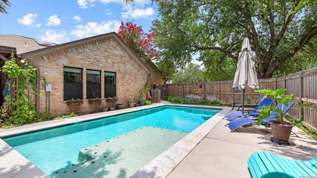 1208 Terrace Ct, New Braunfels, TX 78130