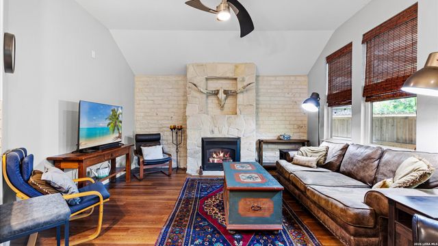1208 Terrace Ct, New Braunfels, TX 78130