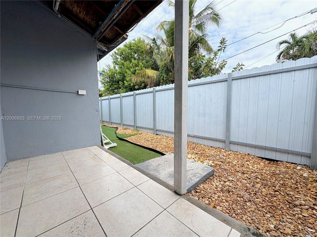 1815 Mckinley St 9, Hollywood, FL 33020