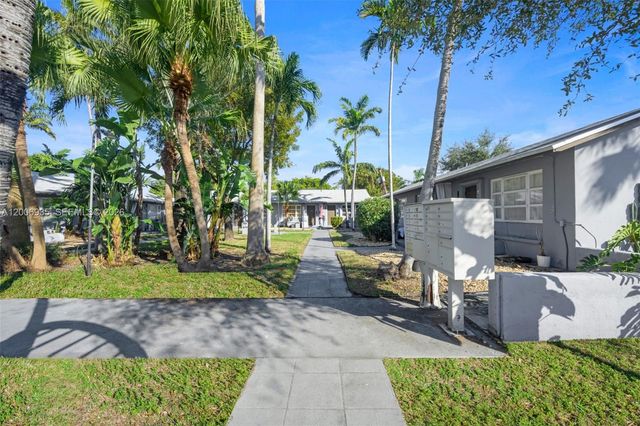 1815 Mckinley St 9, Hollywood, FL 33020