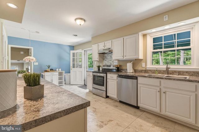 1802 DULANEY VALLEY RD, Lutherville Timonium, MD 21093