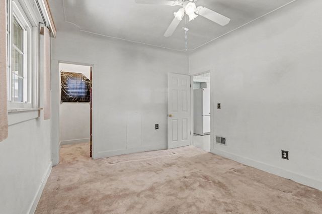 1805 Fremont Avenue, Bay City, MI 48708