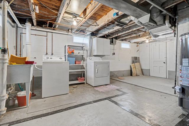 1805 Fremont Avenue, Bay City, MI 48708