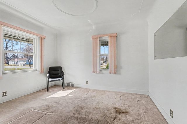 1805 Fremont Avenue, Bay City, MI 48708