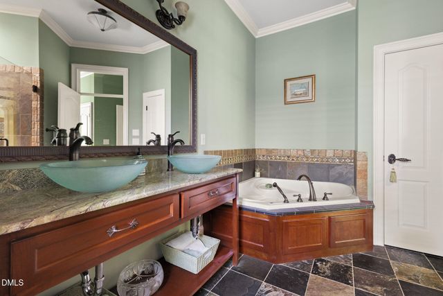 18004 Hyde, Chapel Hill, NC 27517