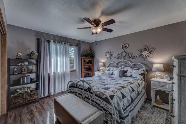 6640 MANCHESTER, Summerset, SD 57718
