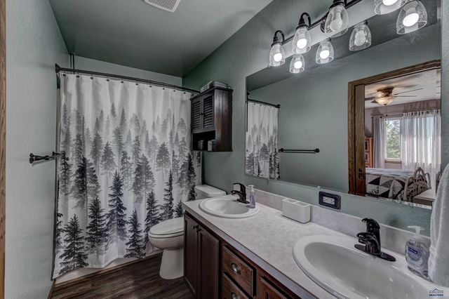 6640 MANCHESTER, Summerset, SD 57718