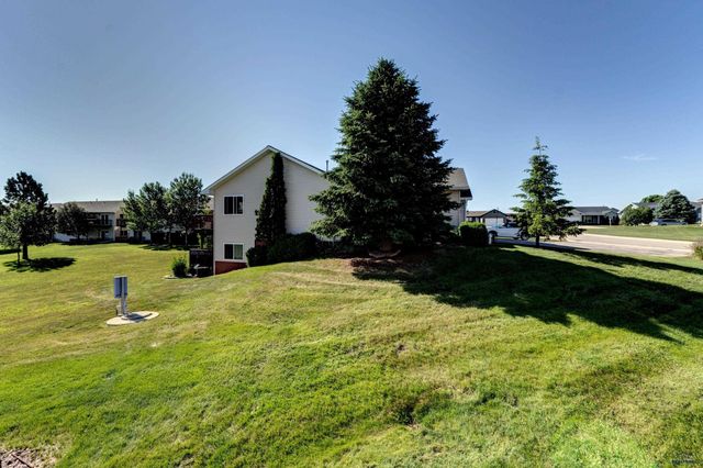 6640 MANCHESTER, Summerset, SD 57718