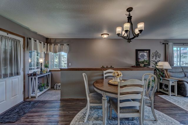 6640 MANCHESTER, Summerset, SD 57718