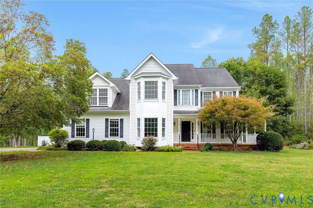 17133 Katy Ln, Beaverdam, VA 23015