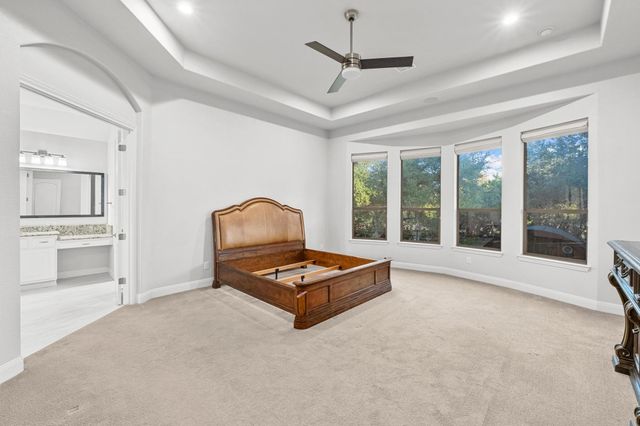 2205 Lakehurst RD, Spicewood, TX 78669