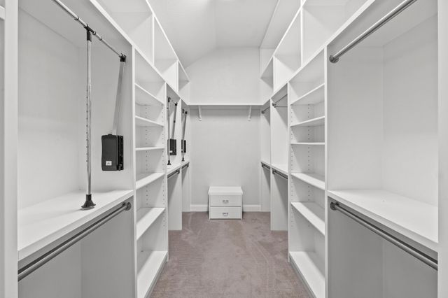 2205 Lakehurst RD, Spicewood, TX 78669