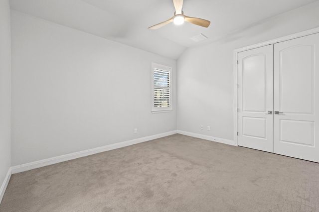 2205 Lakehurst RD, Spicewood, TX 78669