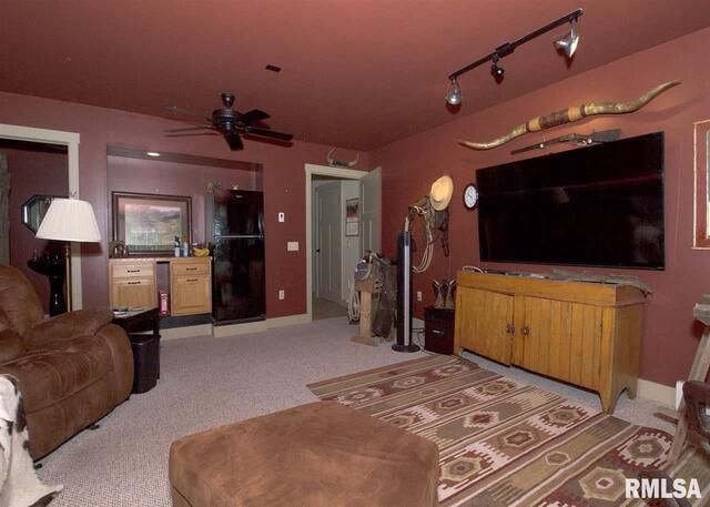 225 34TH Avenue, Rock Island, IL 61201