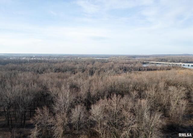 225 34TH Avenue, Rock Island, IL 61201