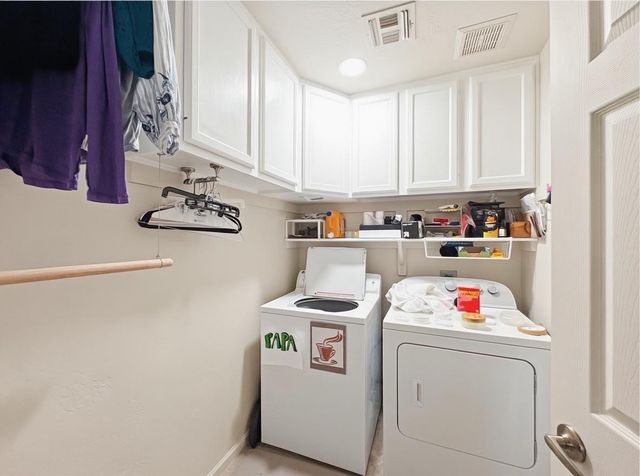 1033 E Irvine Road A, Phoenix, AZ 85086
