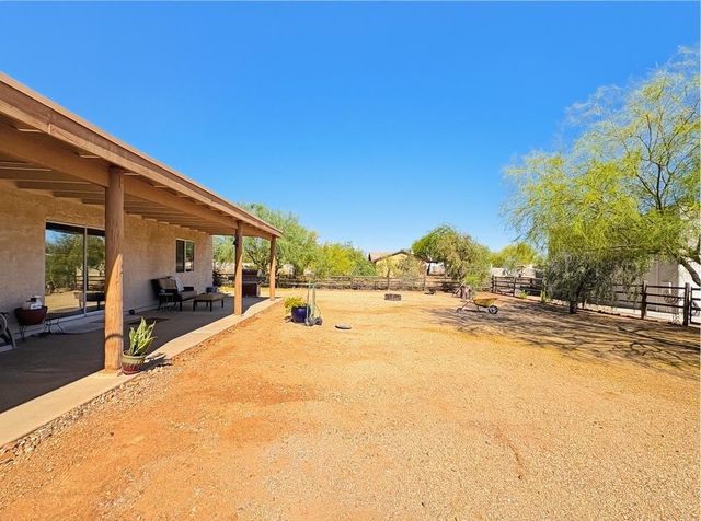 1033 E Irvine Road A, Phoenix, AZ 85086