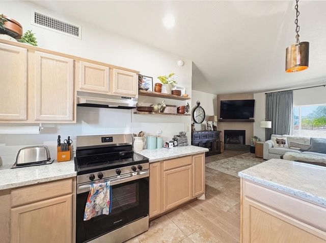 1033 E Irvine Road A, Phoenix, AZ 85086