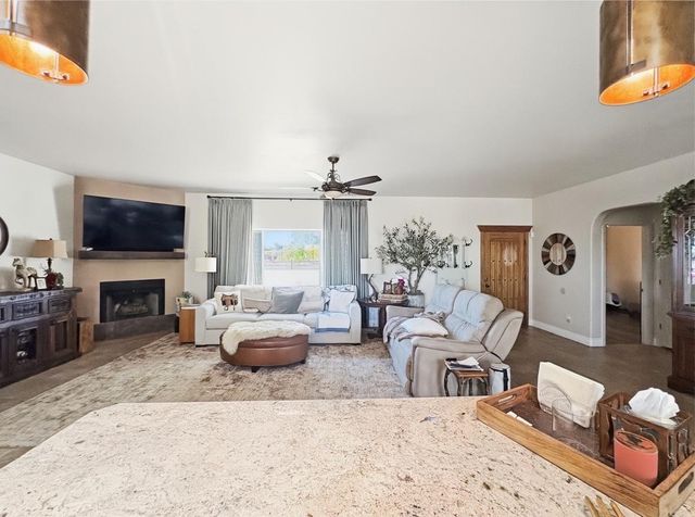 1033 E Irvine Road A, Phoenix, AZ 85086