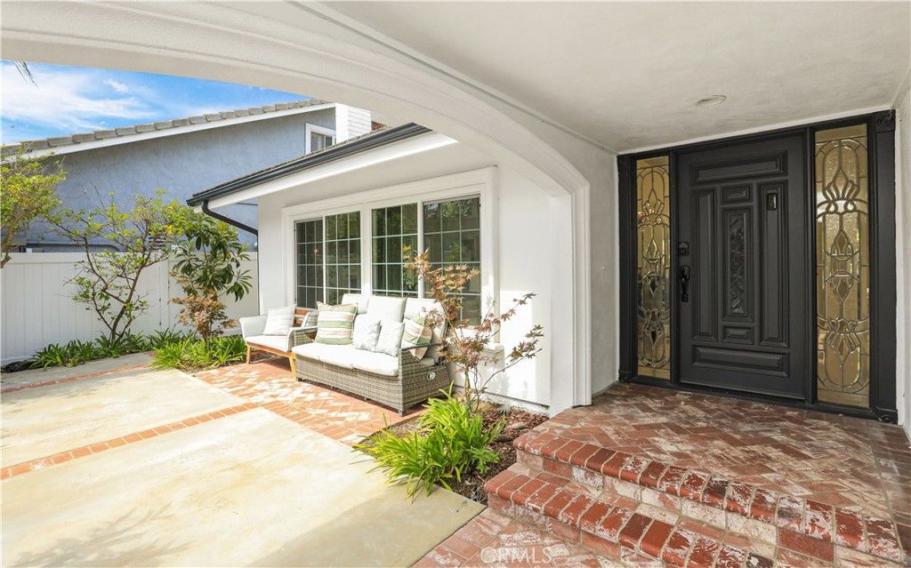 31 Silver Crescent, Irvine, CA 92603 — photo 3