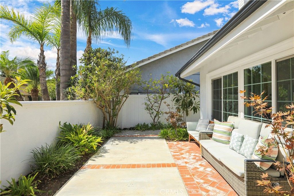 31 Silver Crescent, Irvine, CA 92603 — photo 5