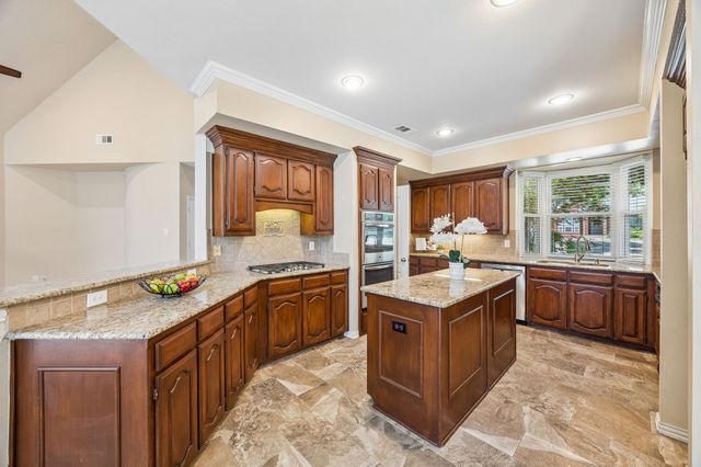 2020 Kipling Drive, Flower Mound, TX 75022