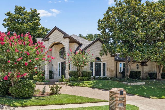 2020 Kipling Drive, Flower Mound, TX 75022