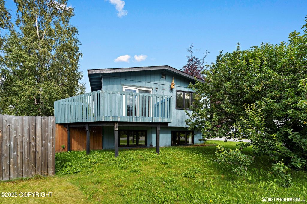 11518 Targhee Loop, Eagle River, AK 99577