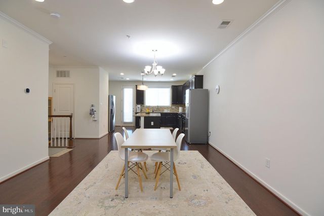7019 JOANN KHAN DR, Elkridge, MD 21075