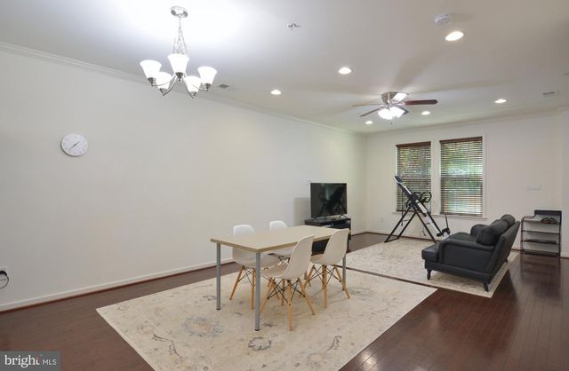 7019 JOANN KHAN DR, Elkridge, MD 21075