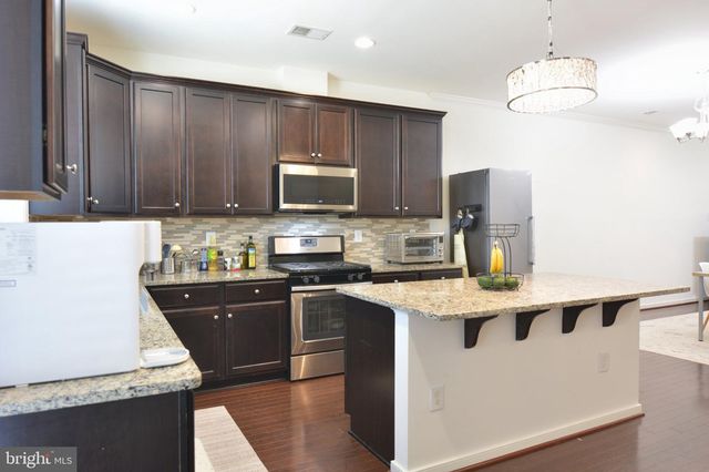 7019 JOANN KHAN DR, Elkridge, MD 21075