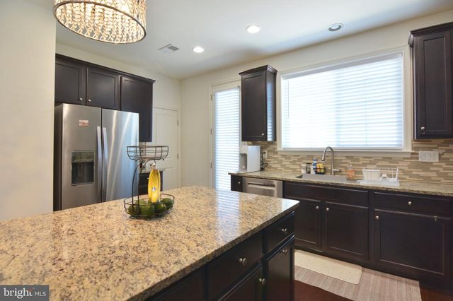 7019 JOANN KHAN DR, Elkridge, MD 21075