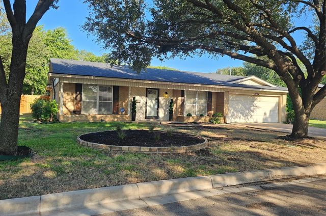 5660 Conlin Drive, Fort Worth, TX 76134